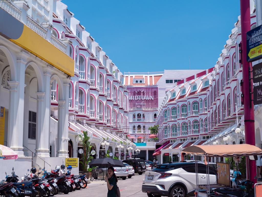 ការងារបន្ថែម៖ ឱកាសថ្មីសម្រាប់ការដូរទៅកាន់ការរស់នៅដែលប្រសើរ